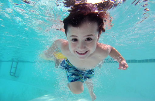 A Few Guidelines to Make Your Swimming Pools and Spas Safe for Kids